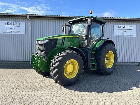 John Deere 7230R