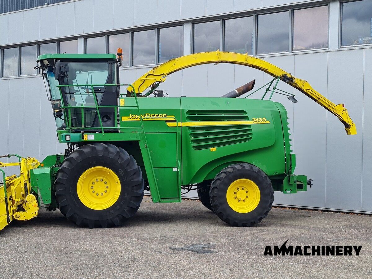 John Deere 7400 forage harvester 2