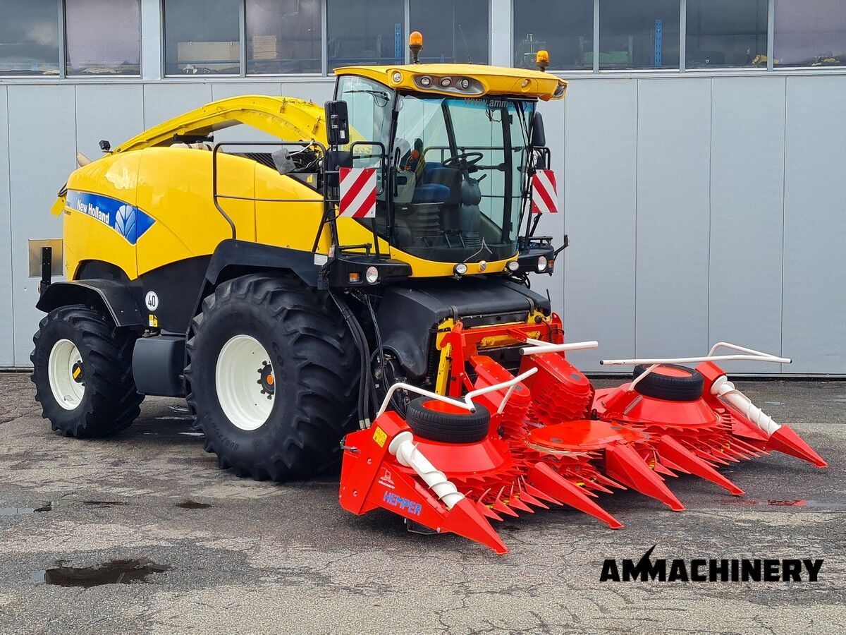 New Holland FR9060 for hemp harvest hemp harvester 2