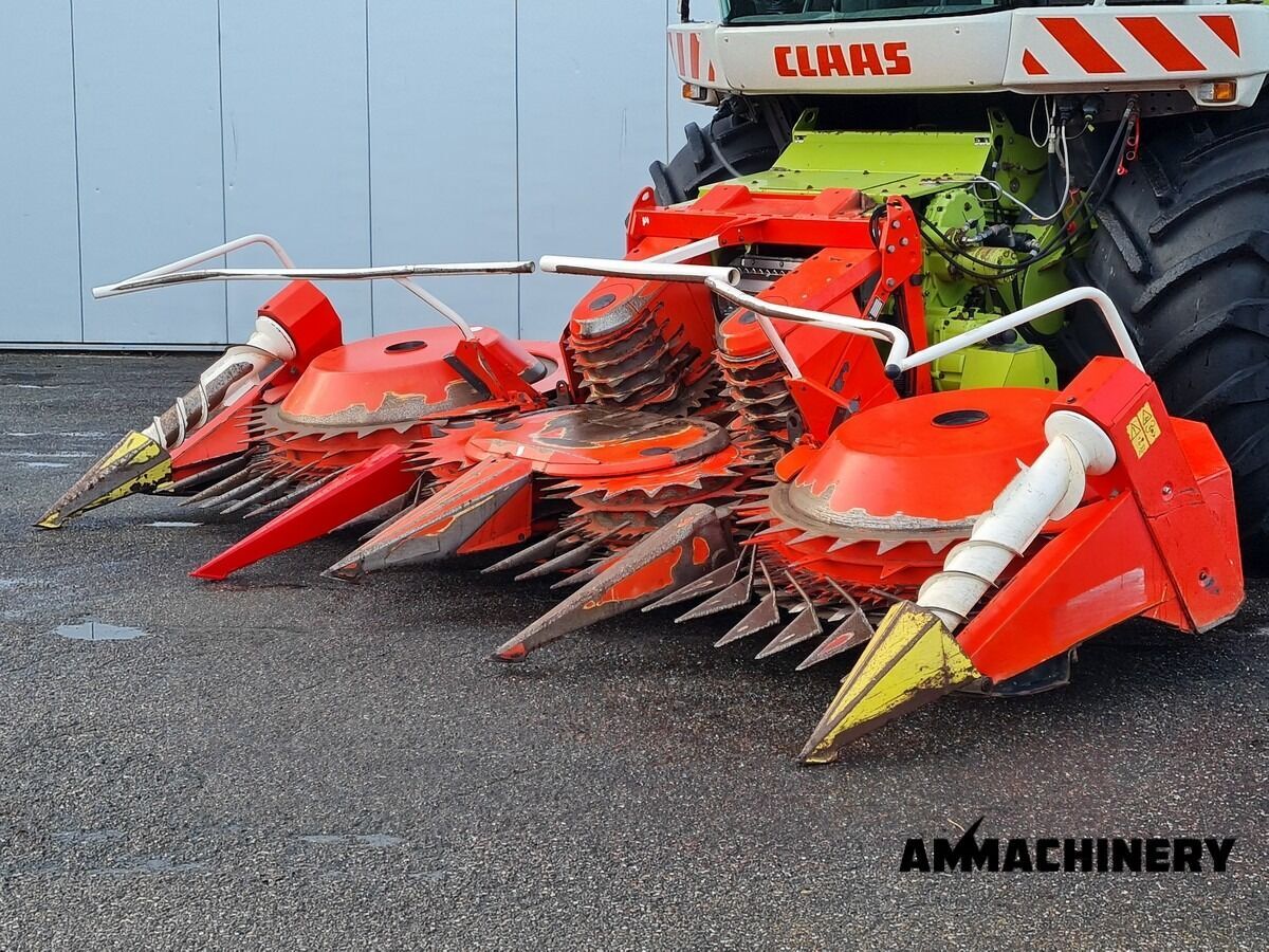 Kemper 4500 fits CL rotary corn header 1