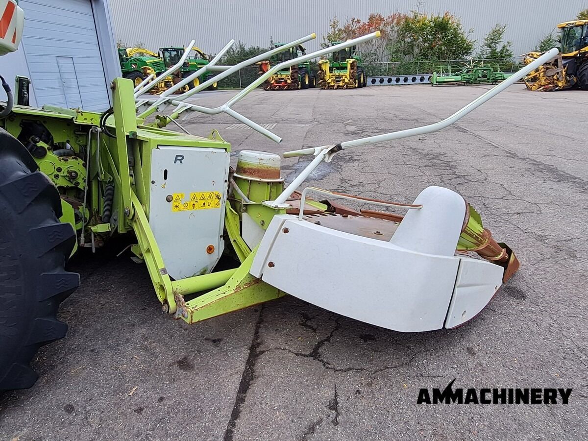 Claas RU600Xtra corn header 2