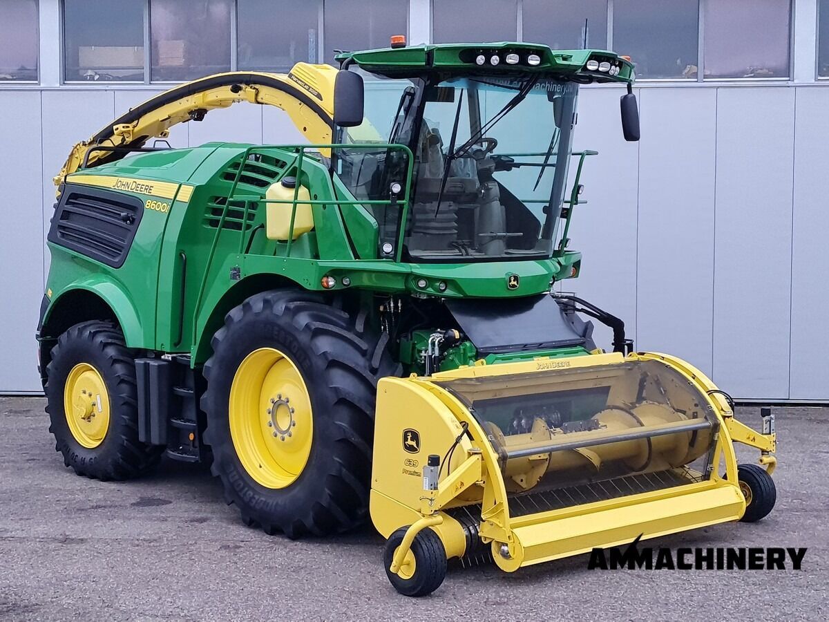John Deere 8600 i including John Deere 639 Premium 2