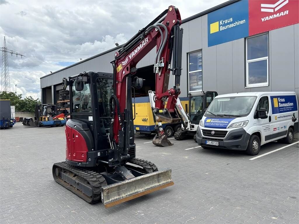 Yanmar ViO33-6 3