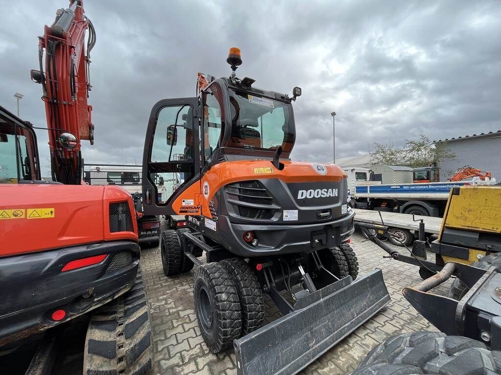 Doosan DX 57 W-7 3