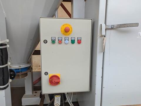 9938-e317788e0ee66d9897c1955773f25622-5923083
