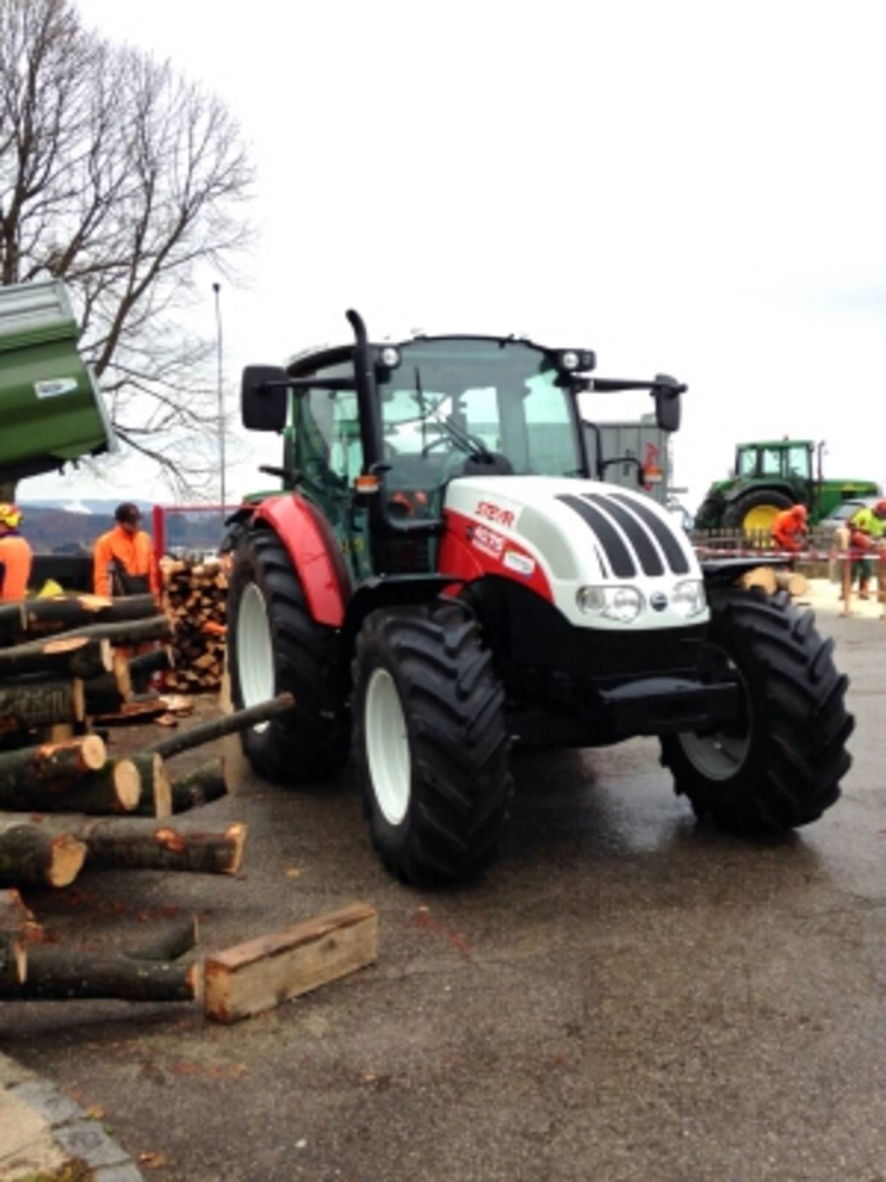 Steyr Traktor Wir Suchen Das Beste Landtechnik Foto