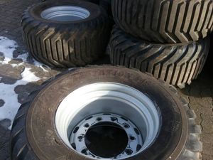 BKT Reifen 550/45-22,5