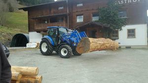 New Holland T4 95