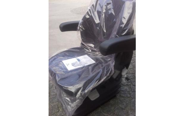Grammer MSG 95G/721 luftgefederter Komfortsitz
