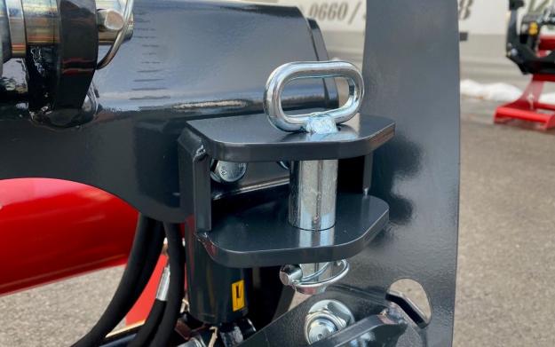 Lesnik Fronthydraulik SHL S17 mit 1,7 t Hubkraft