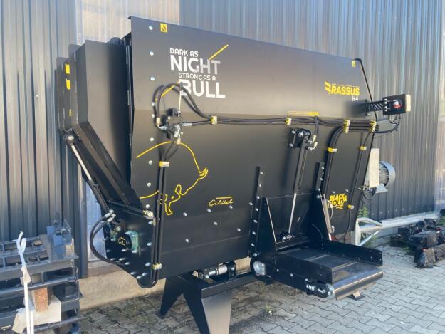 Celikel Rassus H4 Horizontalmischer mit Elektroantrieb, Förderband, Ladeschaufel